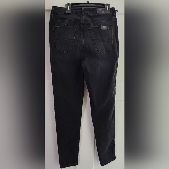 Buffalo Skylar High Rise Skinny jeans. Size 29. Nwt - Picture 2 of 2